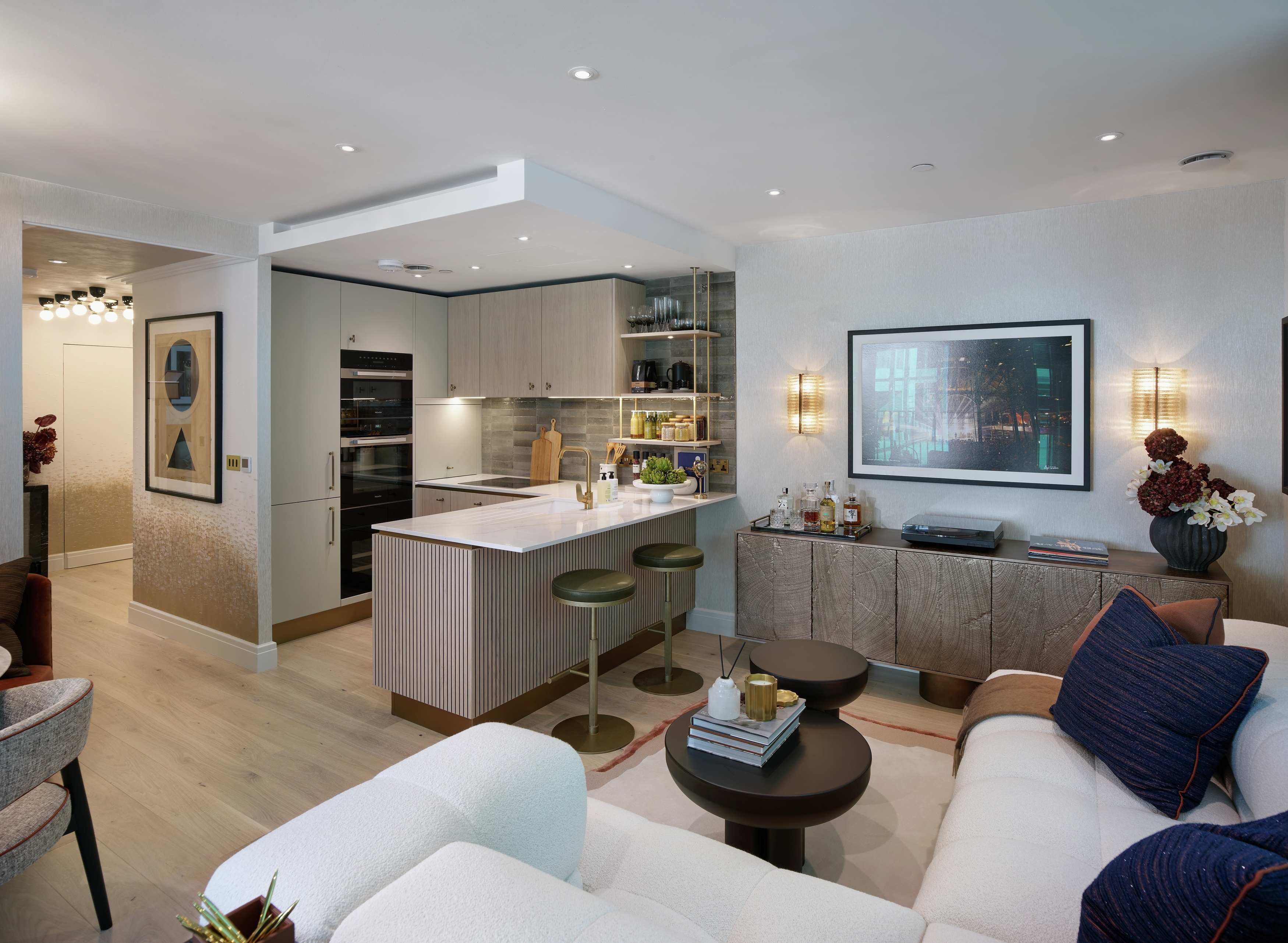 Lansha Group - UK Real Estate, UK Property Agency | One stop shop for buying and purchasing properties in the UK