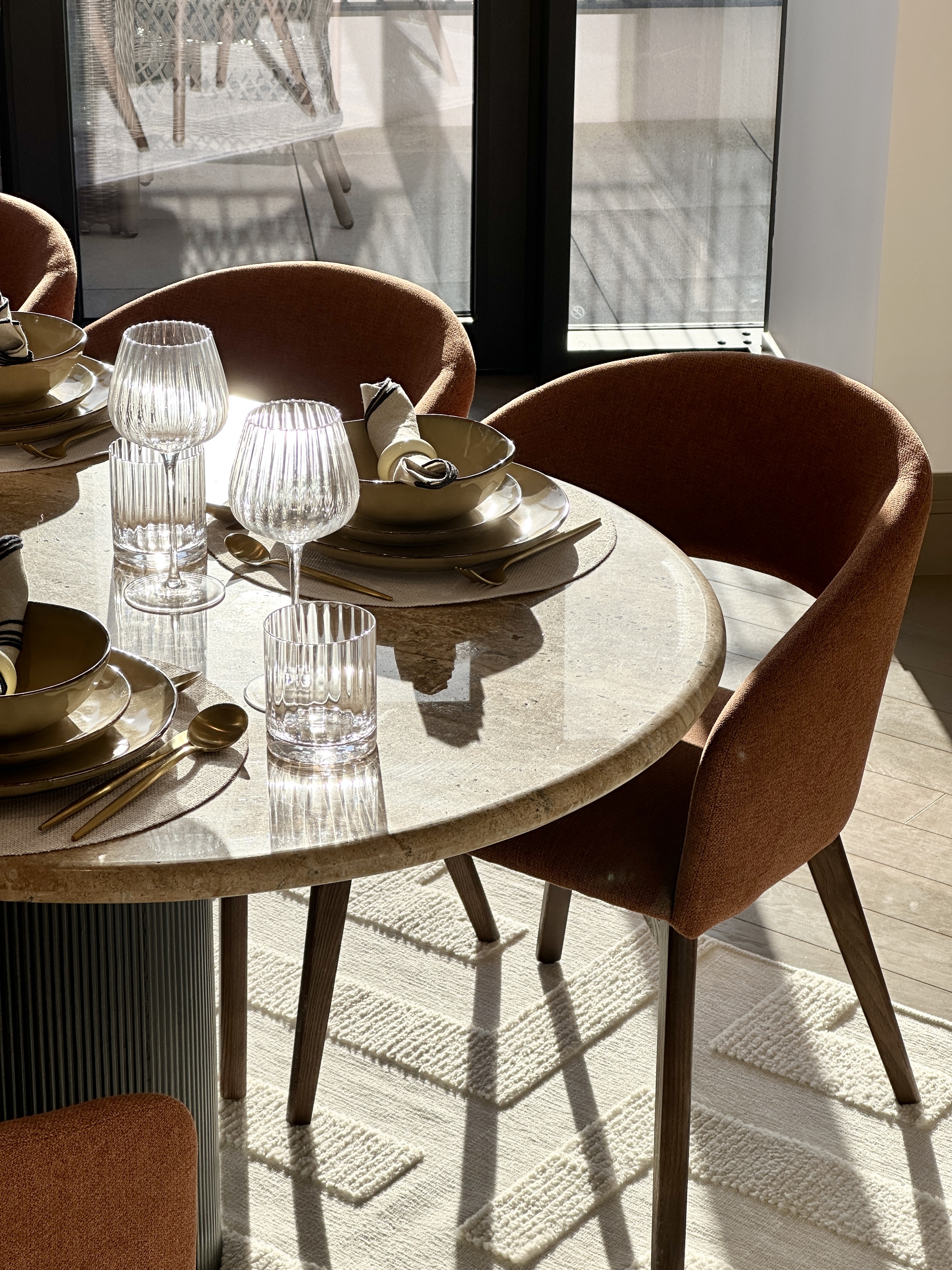 藍莎集團 - 英國樓盤、英國物業代理 | 英國買樓置業一站式服務