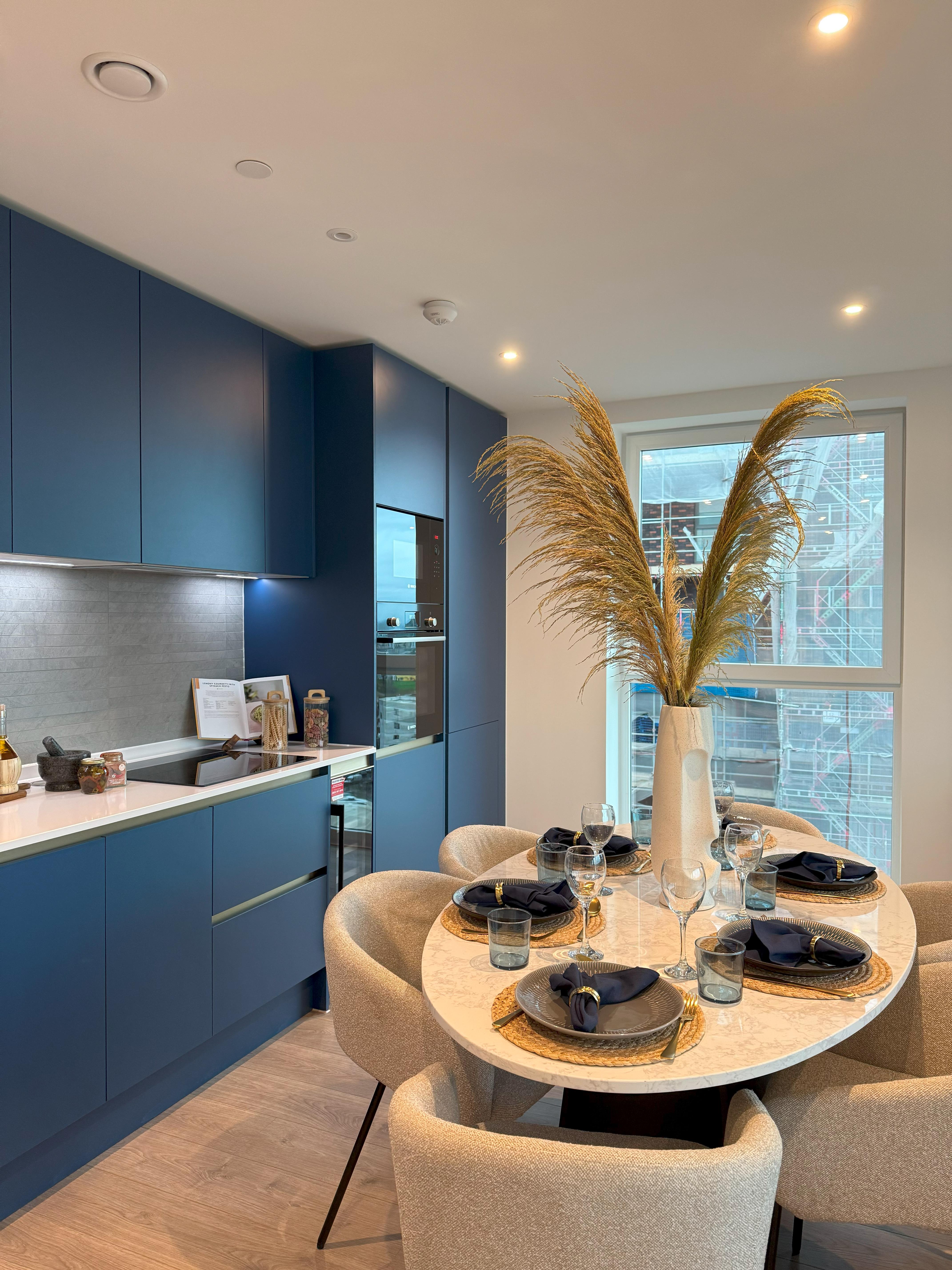 藍莎集團 - 英國樓盤、英國物業代理 | 英國買樓置業一站式服務