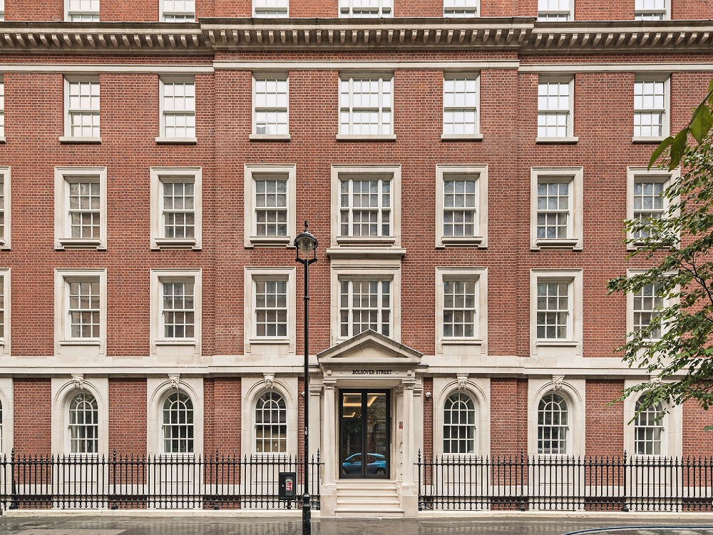 伦敦·博尔索弗街19号  19 Bolsover Street 外立面