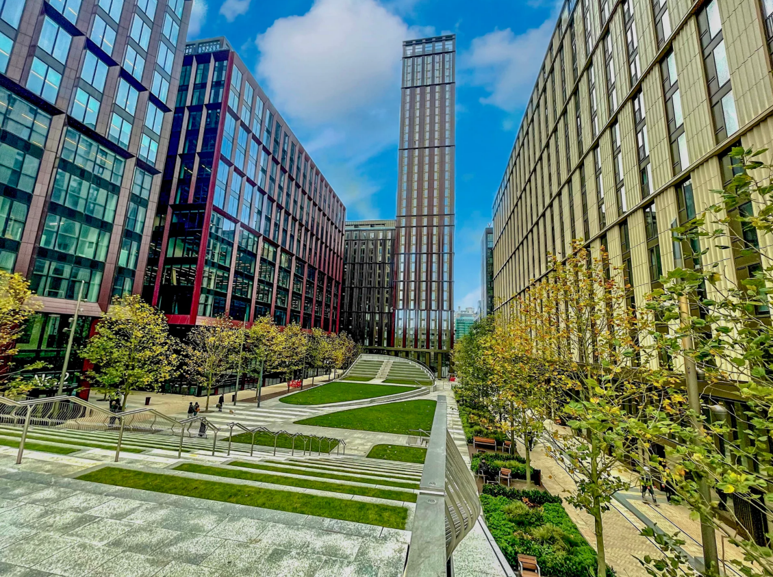 曼城·Vita Living Circle square 外立面