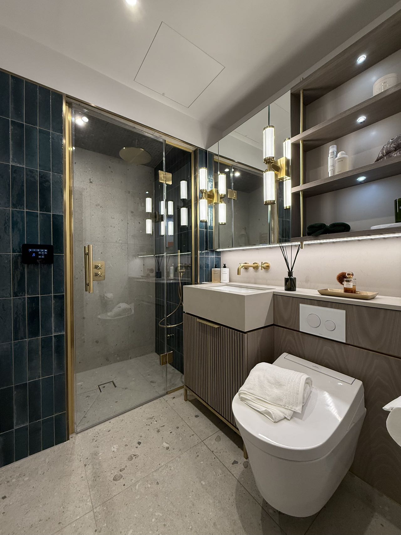 Lansha Group - UK Real Estate, UK Property Agency | One stop shop for buying and purchasing properties in the UK