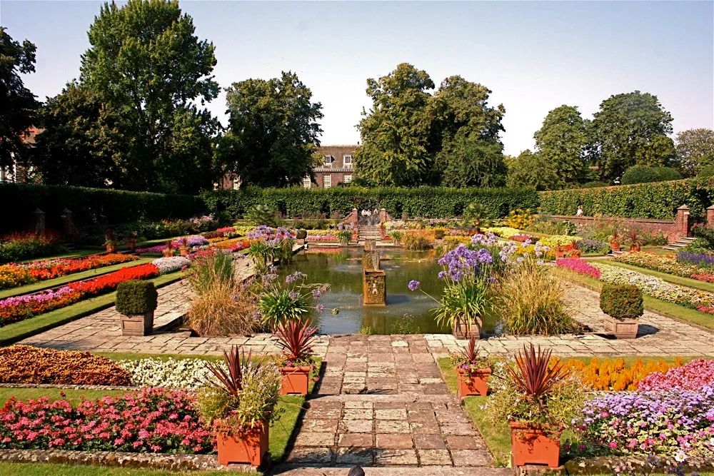 藍莎集團 - 英國樓盤、英國物業代理 | 英國買樓置業一站式服務