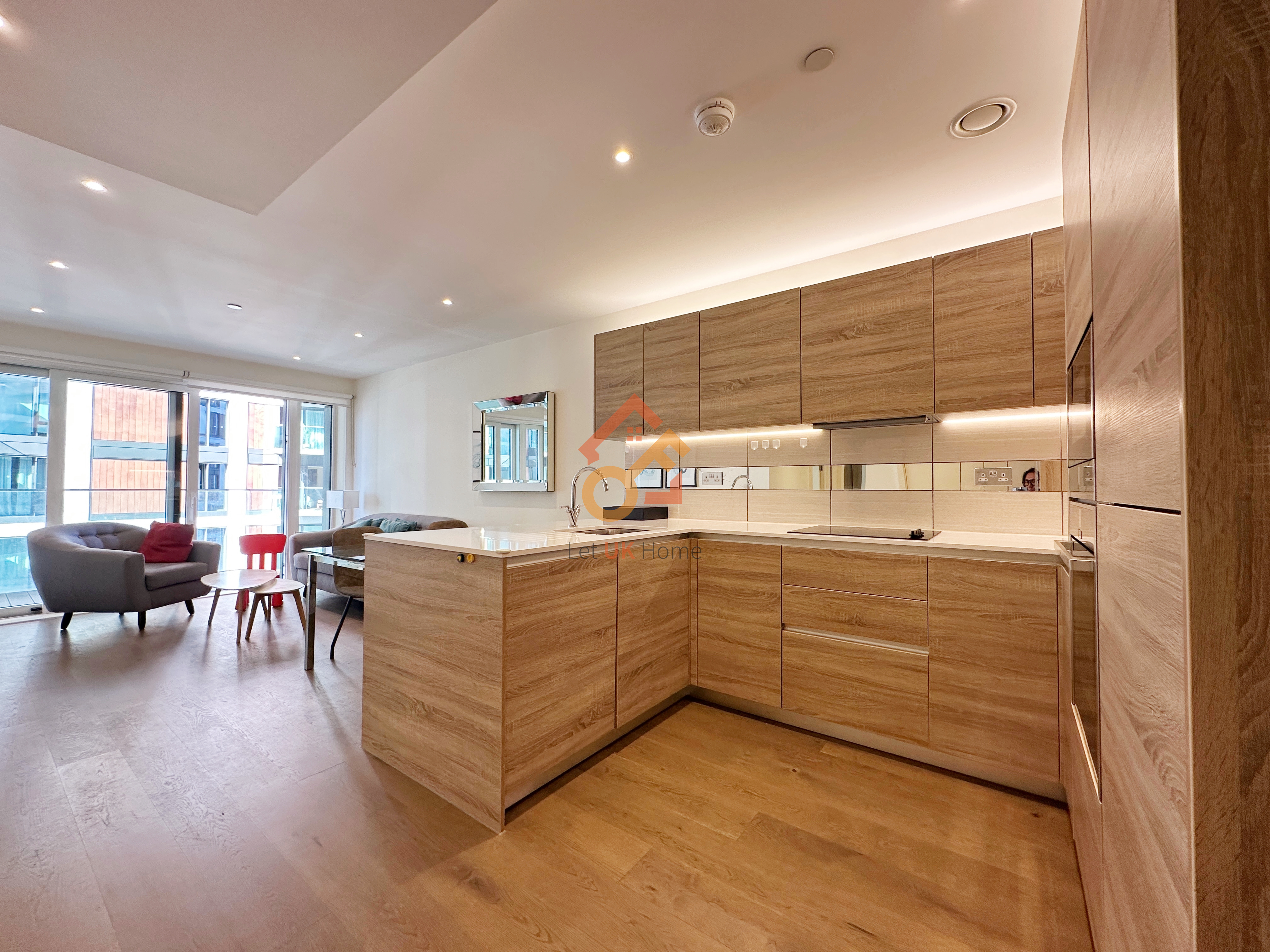 藍莎集團 | 英國置產一站式服務