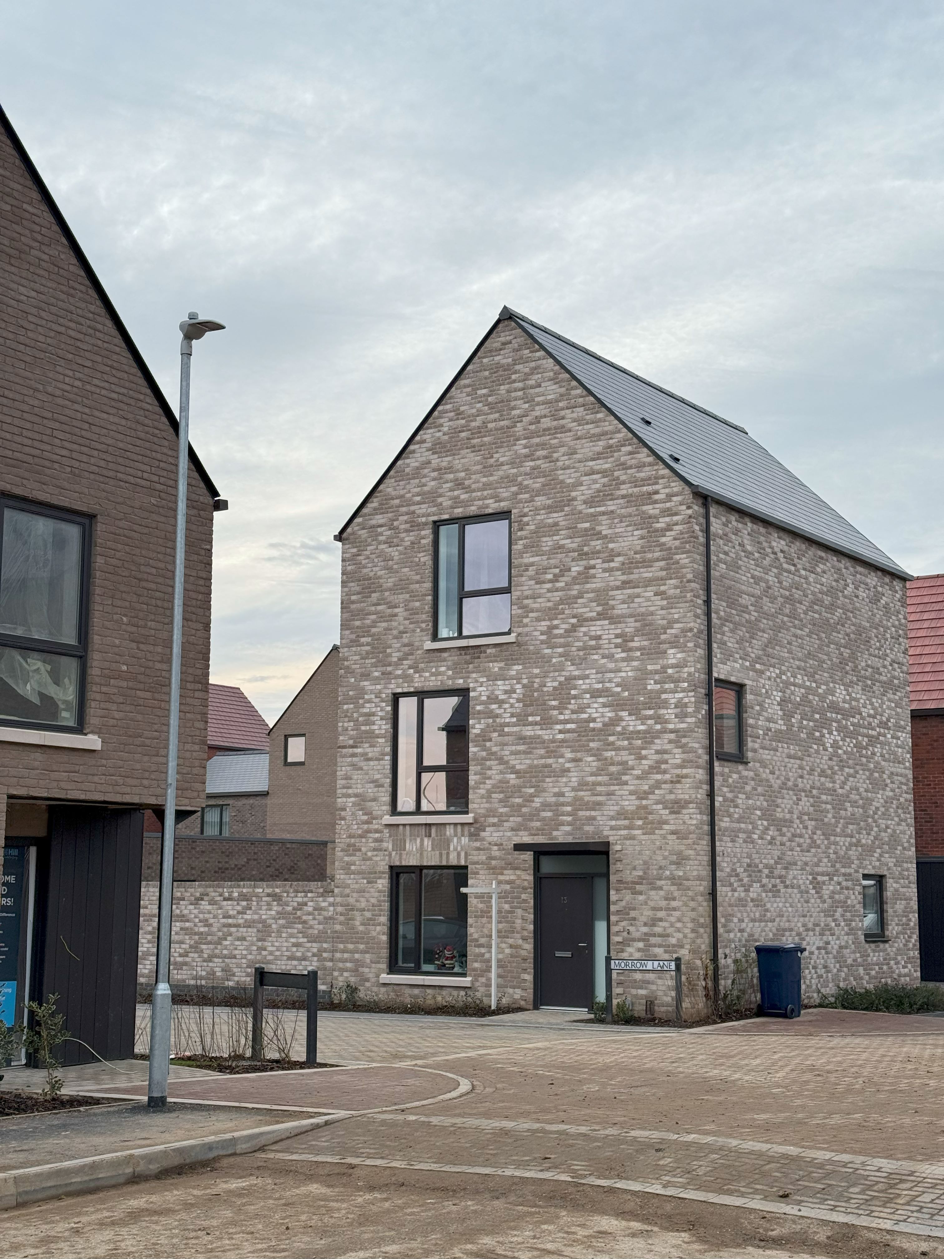 藍莎集團 - 英國樓盤、英國物業代理 | 英國買樓置業一站式服務