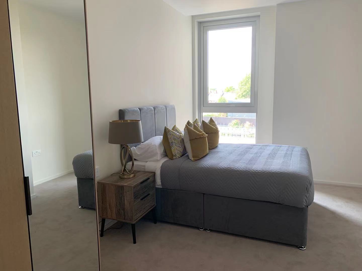 藍莎集團 - 英國樓盤、英國物業代理 | 英國買樓置業一站式服務