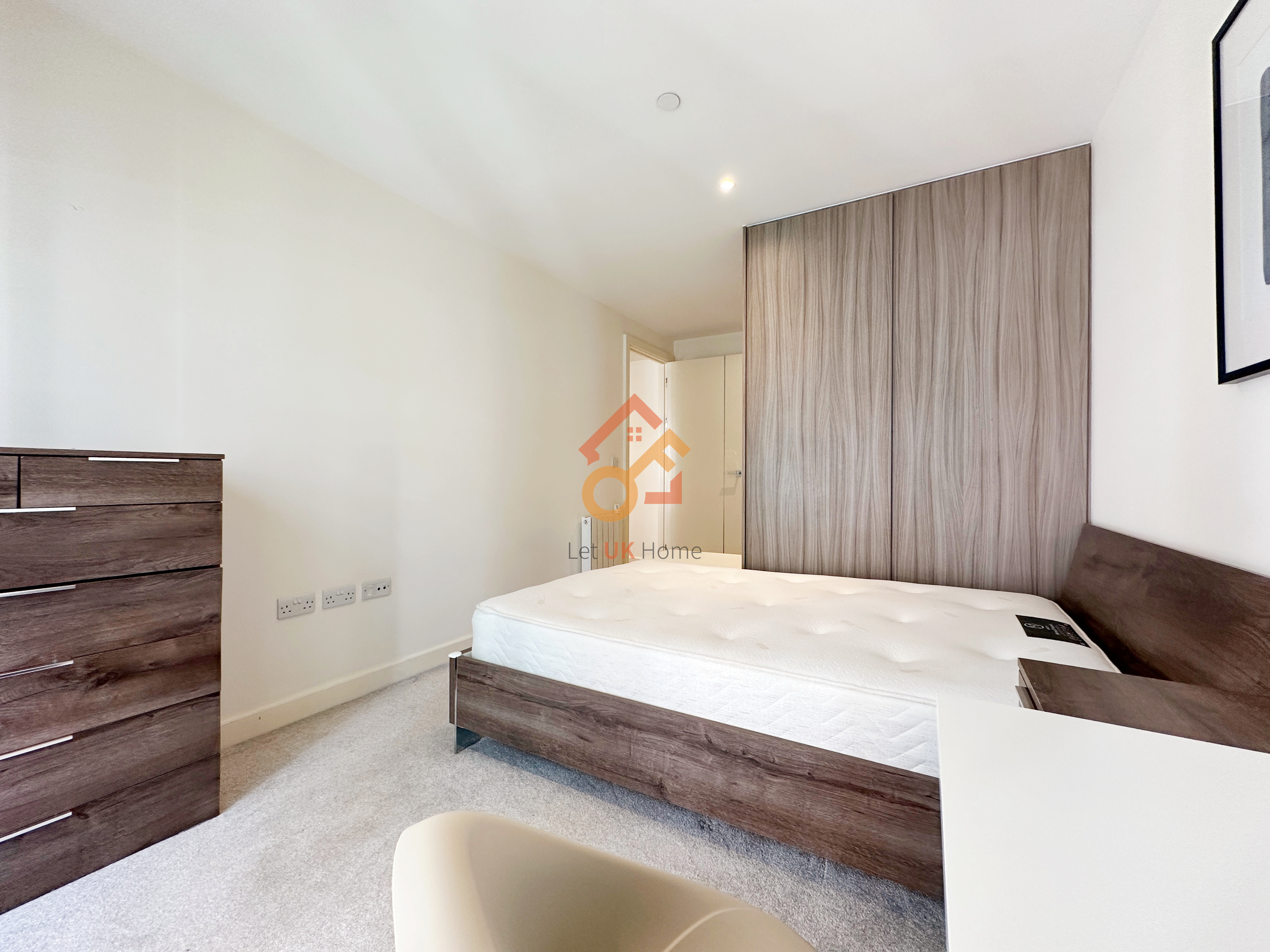 藍莎集團 | 英國置產一站式服務