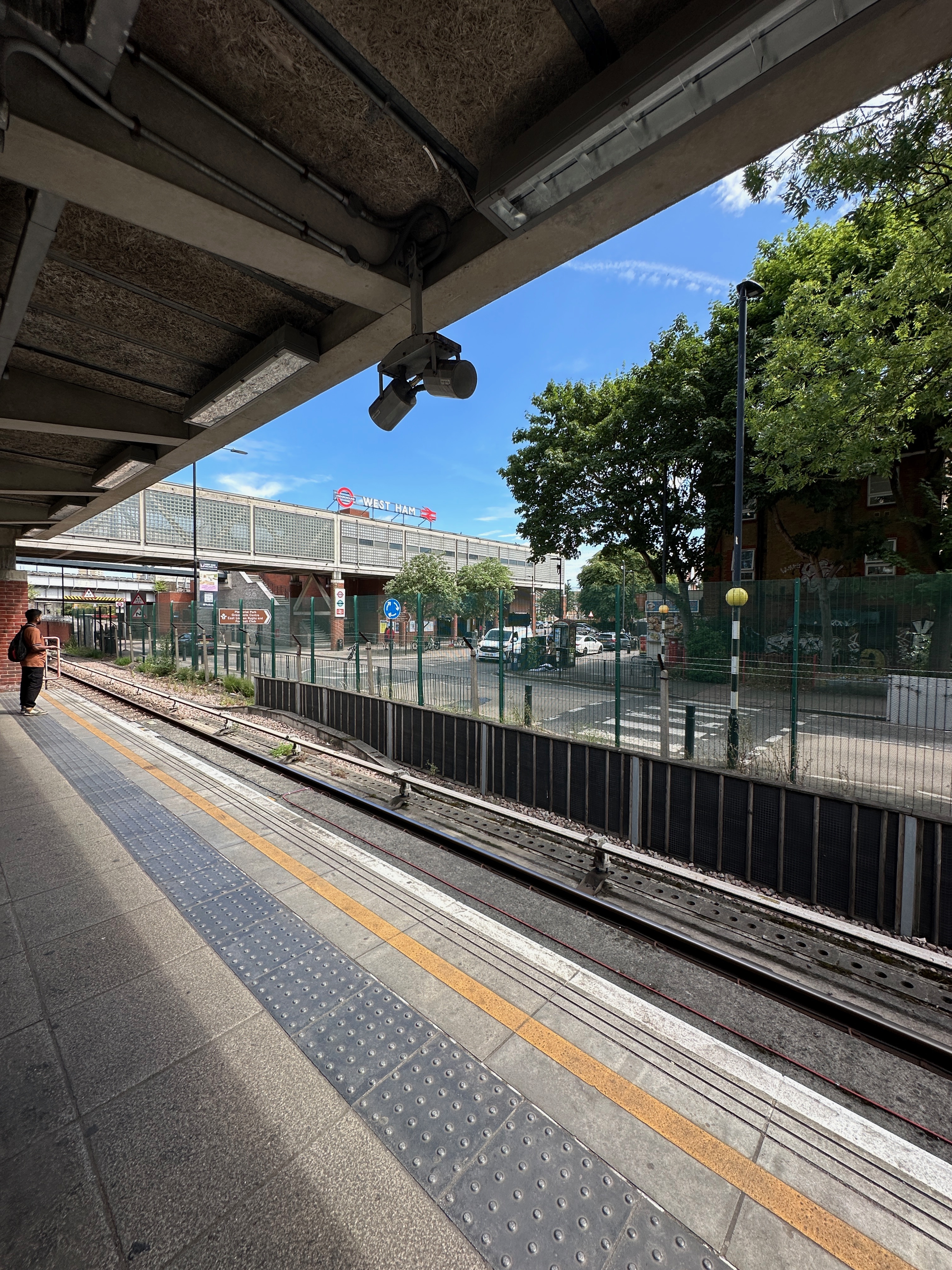 藍莎集團 | 英國置產一站式服務