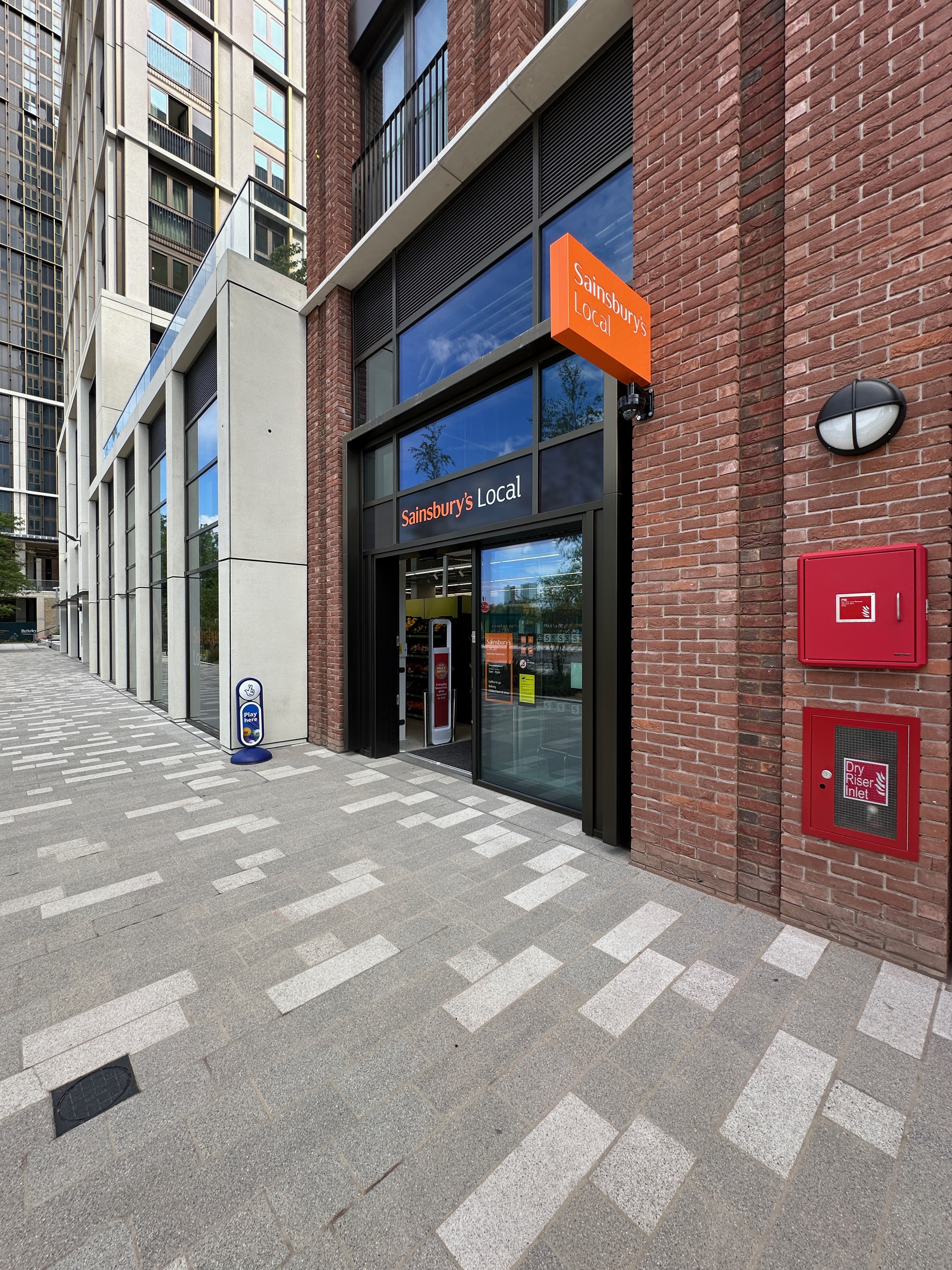 藍莎集團 | 英國置產一站式服務