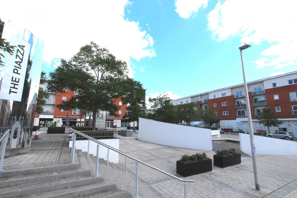 藍莎集團 - 英國樓盤、英國物業代理 | 英國買樓置業一站式服務