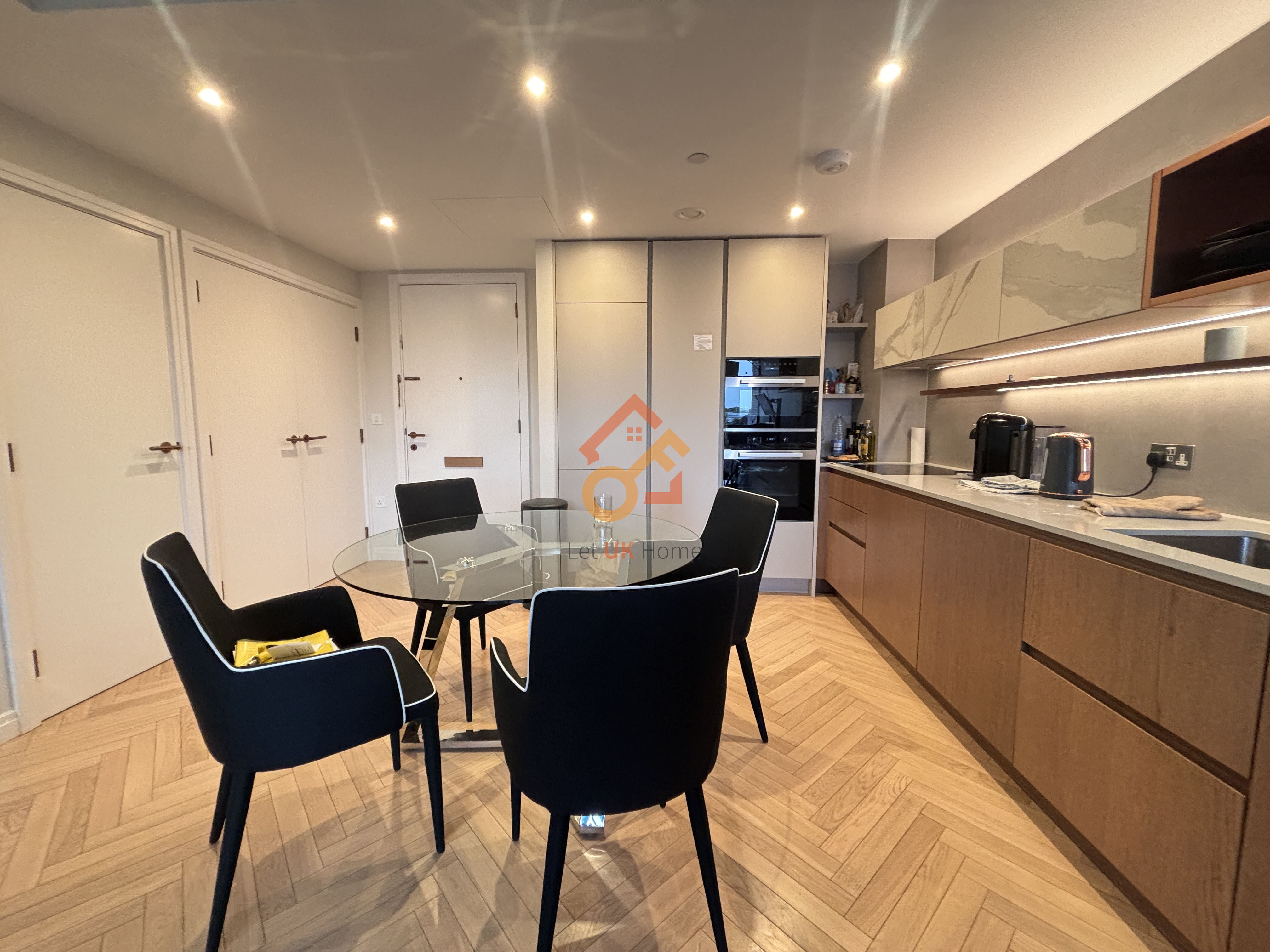 藍莎集團 - 英國樓盤、英國物業代理 | 英國買樓置業一站式服務