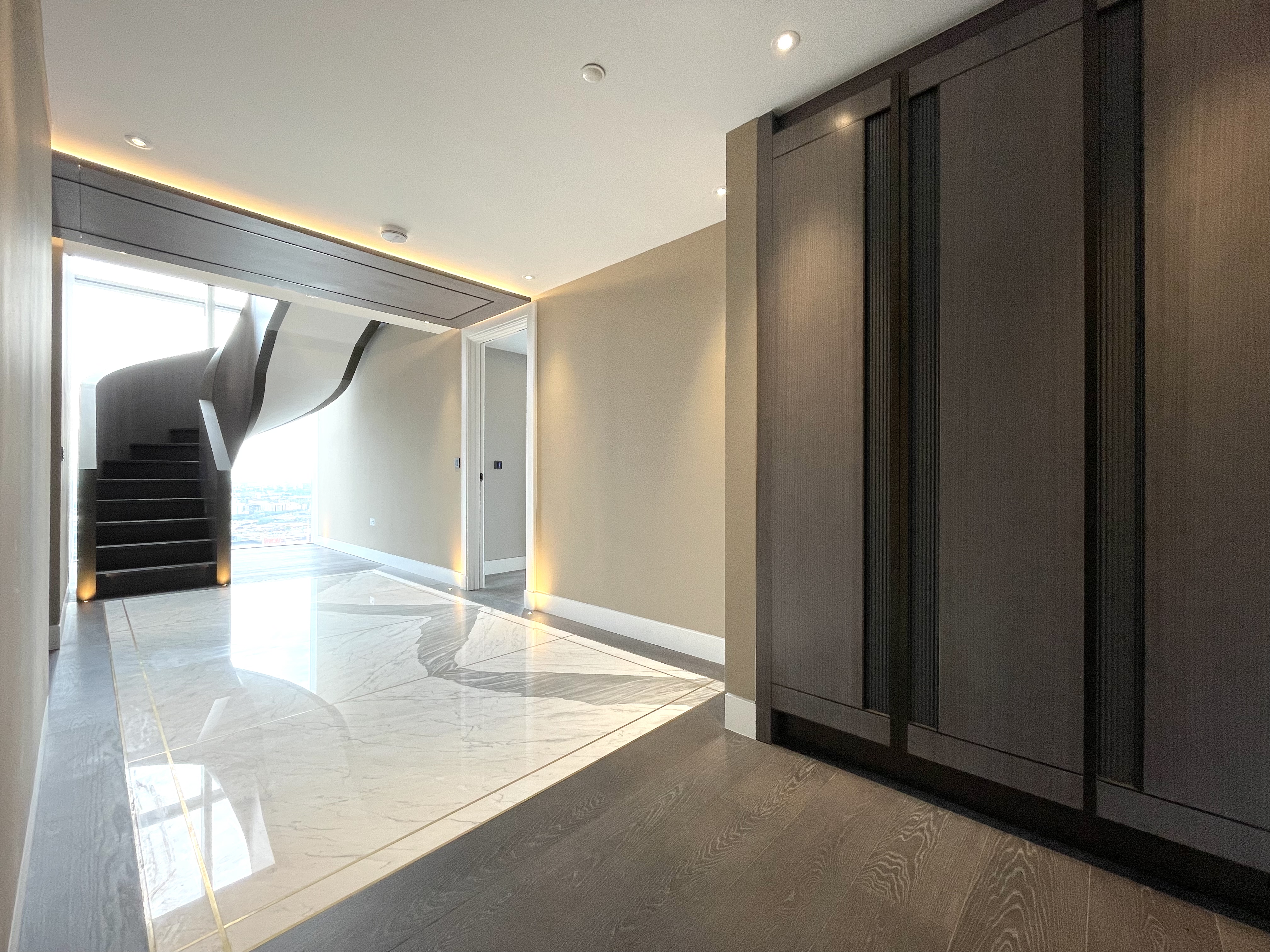 藍莎集團 - 英國樓盤、英國物業代理 | 英國買樓置業一站式服務