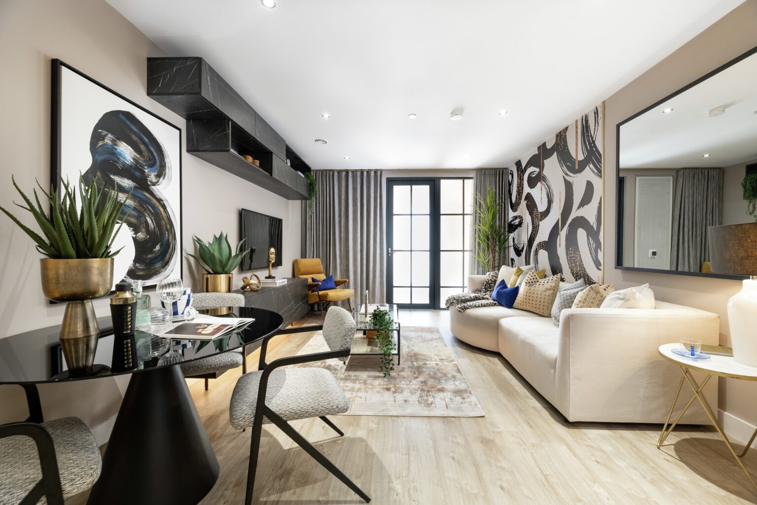 藍莎集團 | 英國置產一站式服務