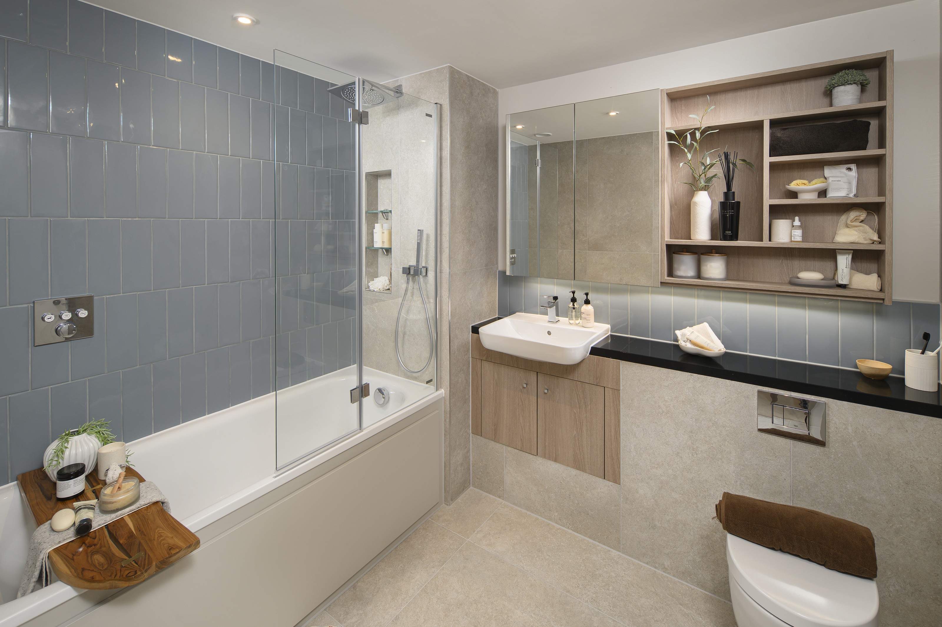 藍莎集團 - 英國樓盤、英國物業代理 | 英國買樓置業一站式服務