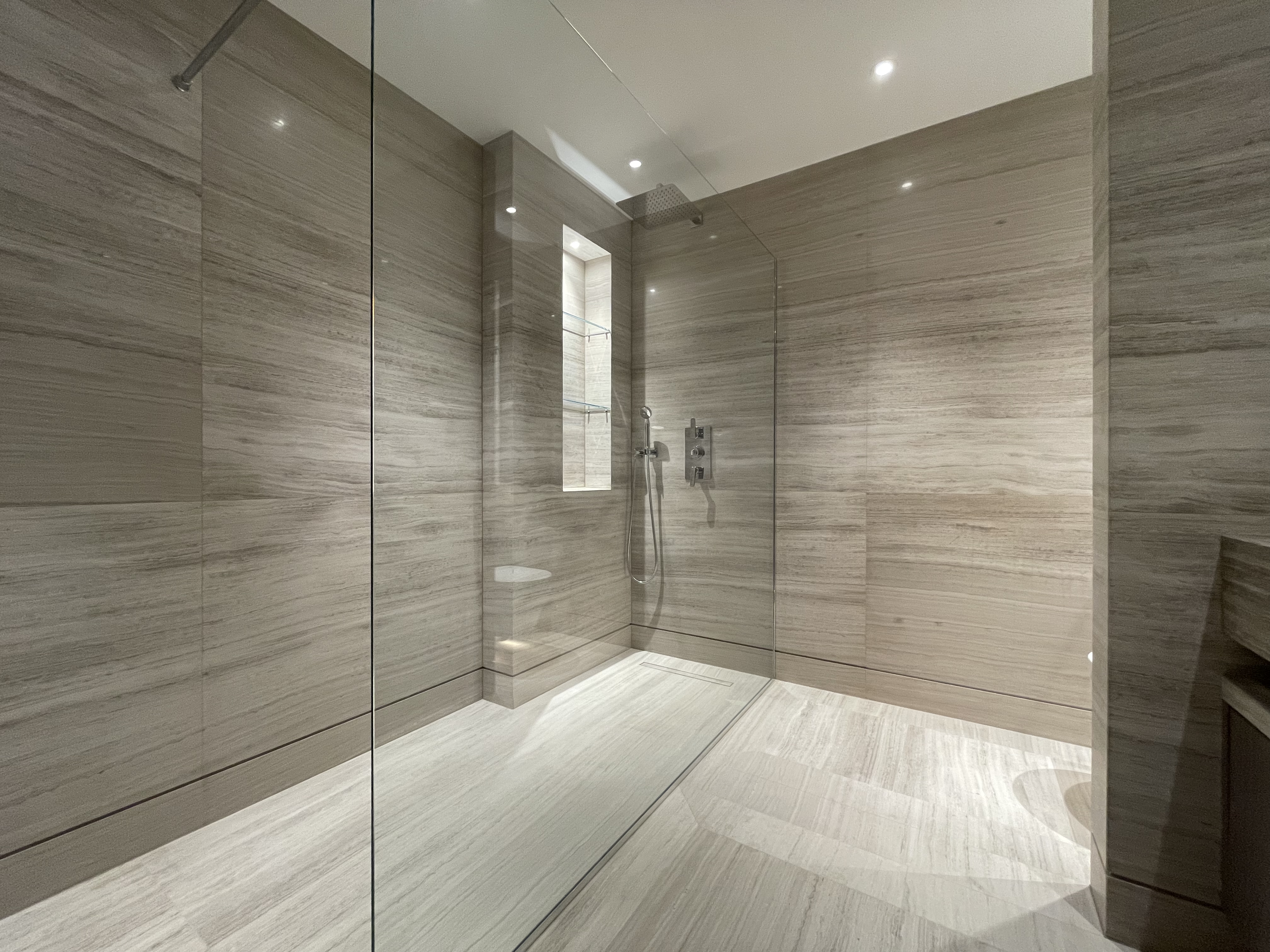 藍莎集團 - 英國樓盤、英國物業代理 | 英國買樓置業一站式服務