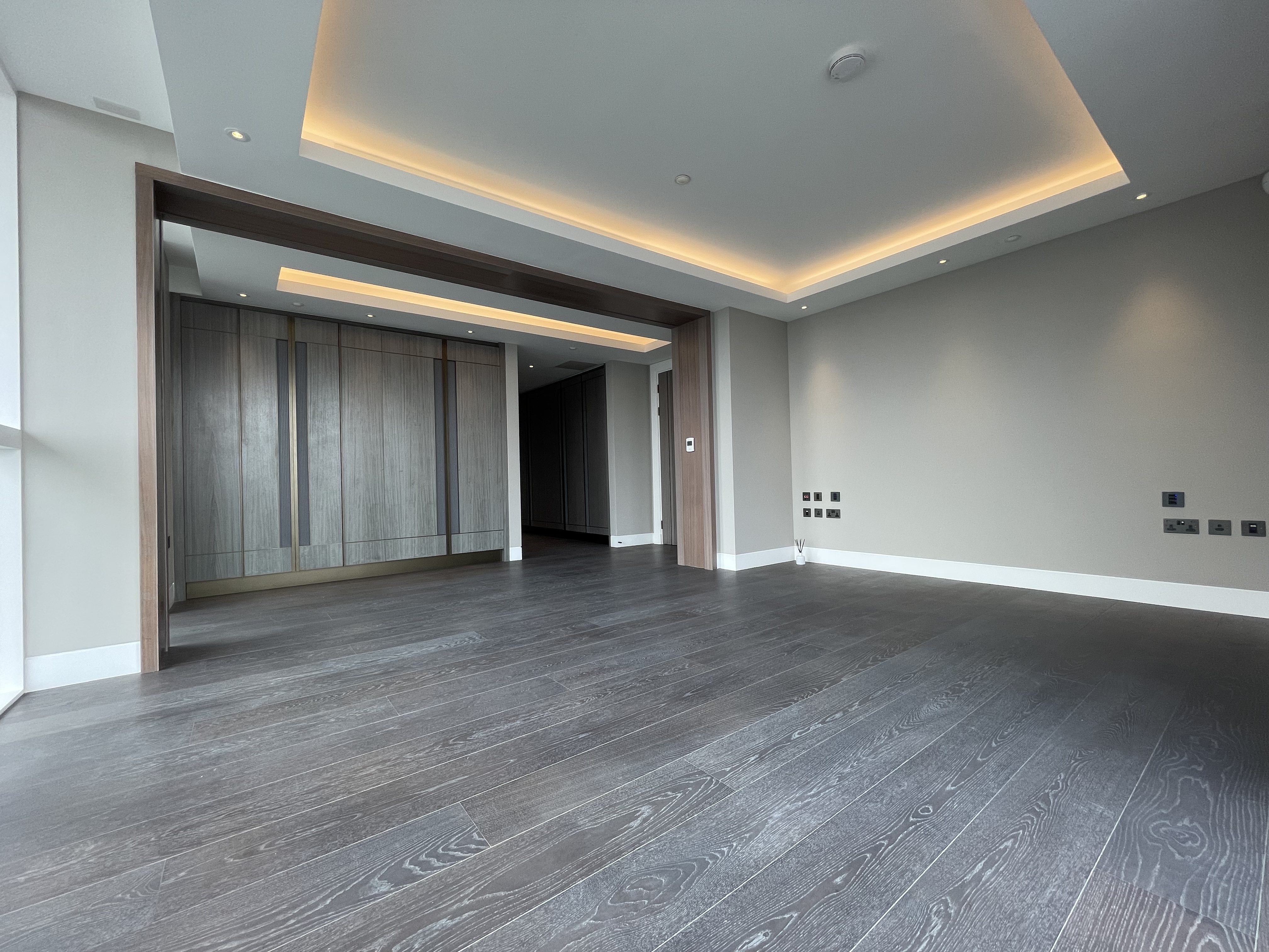 藍莎集團 - 英國樓盤、英國物業代理 | 英國買樓置業一站式服務