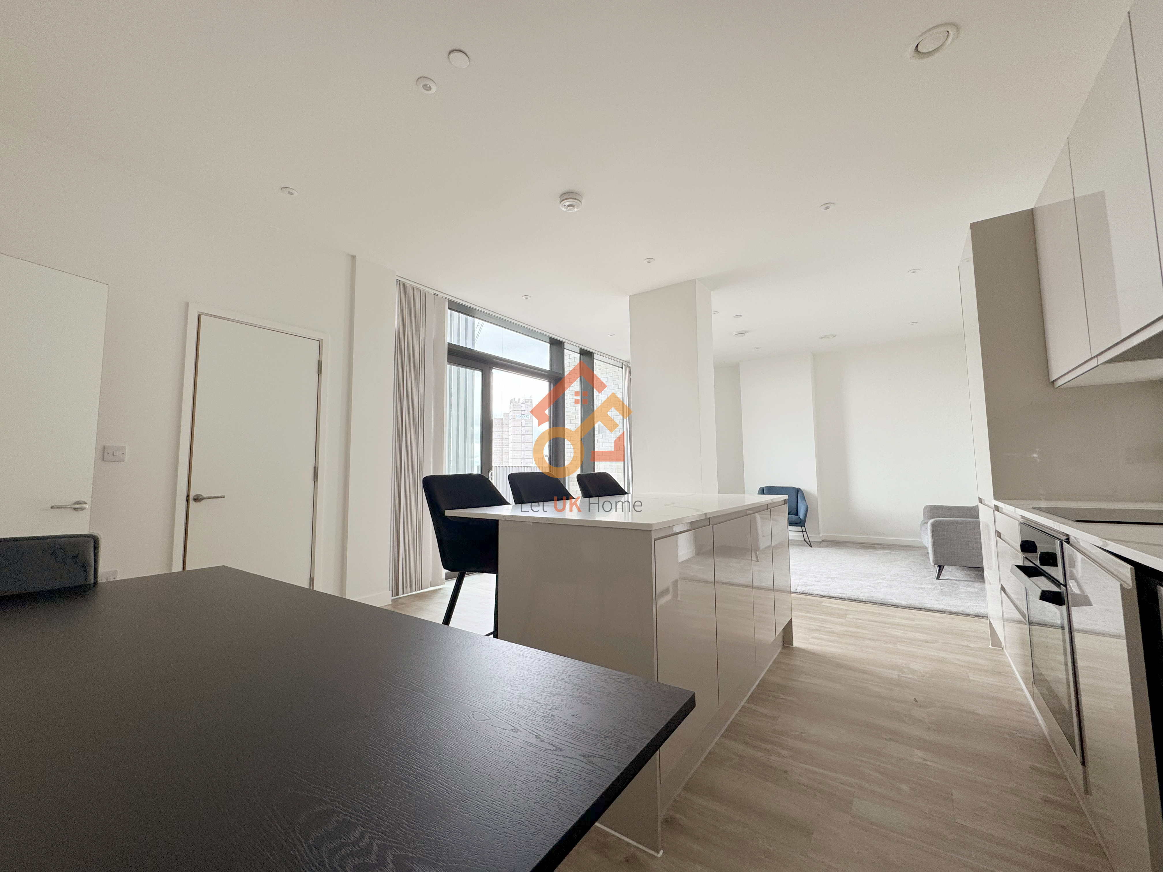 藍莎集團 - 英國樓盤、英國物業代理 | 英國買樓置業一站式服務