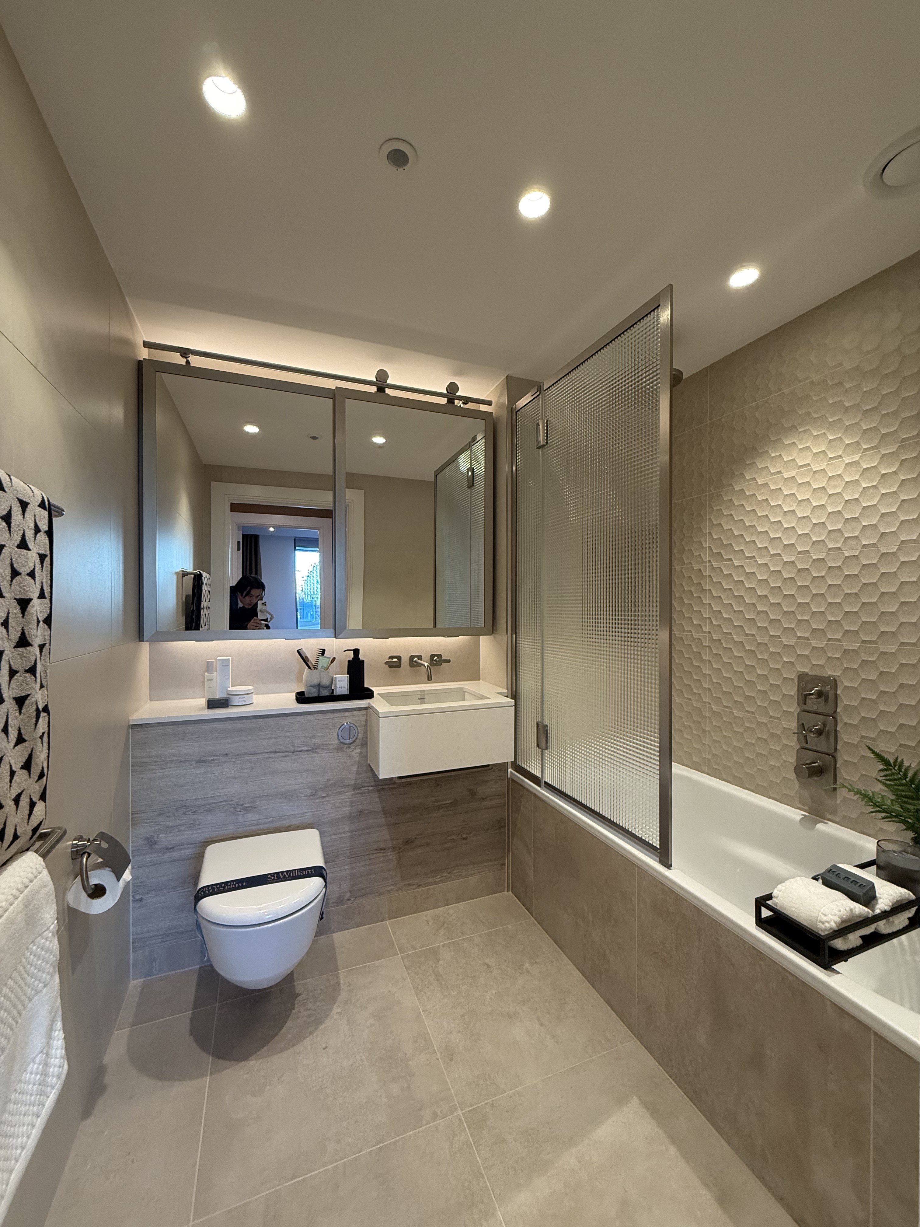 藍莎集團 | 英國置產一站式服務