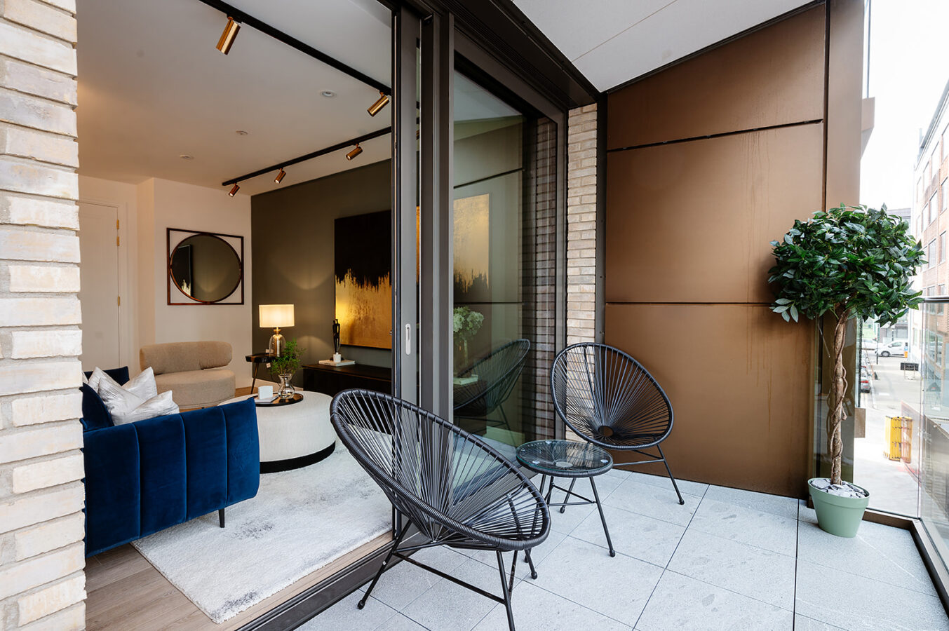 藍莎集團 - 英國樓盤、英國物業代理 | 英國買樓置業一站式服務