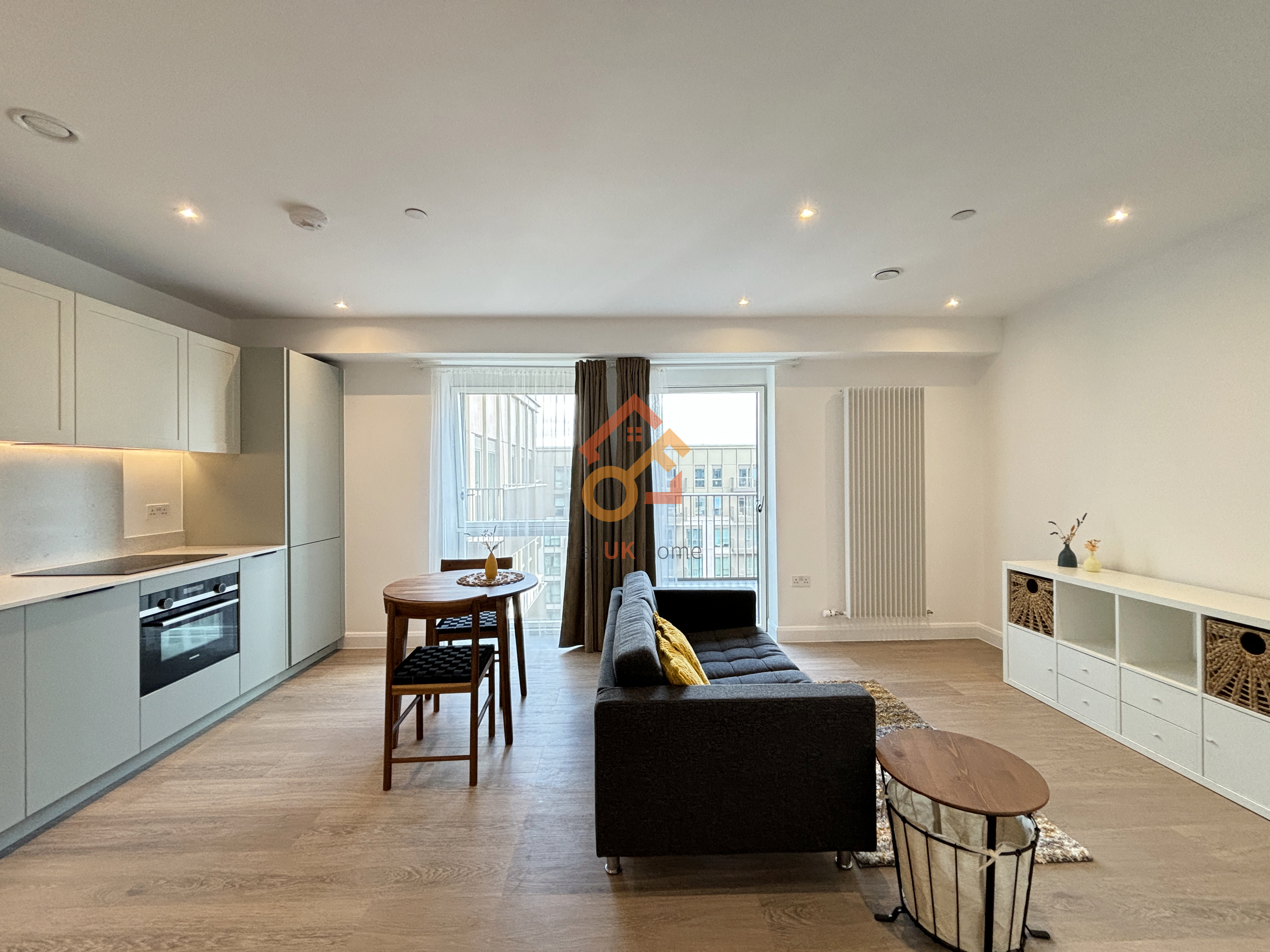 藍莎集團 | 英國置產一站式服務