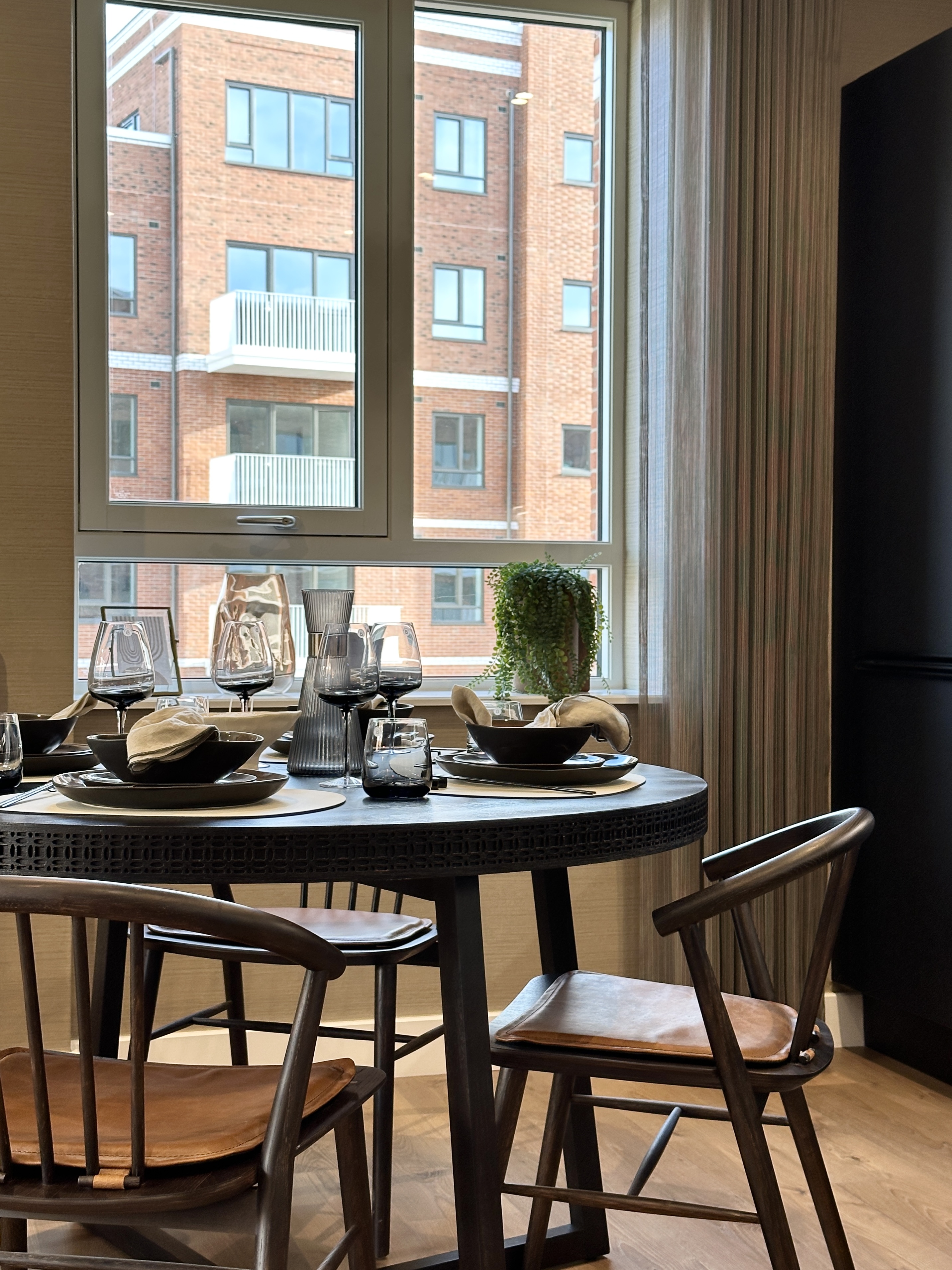 伦敦·兰博花园广场 Lombard Square 找房实拍