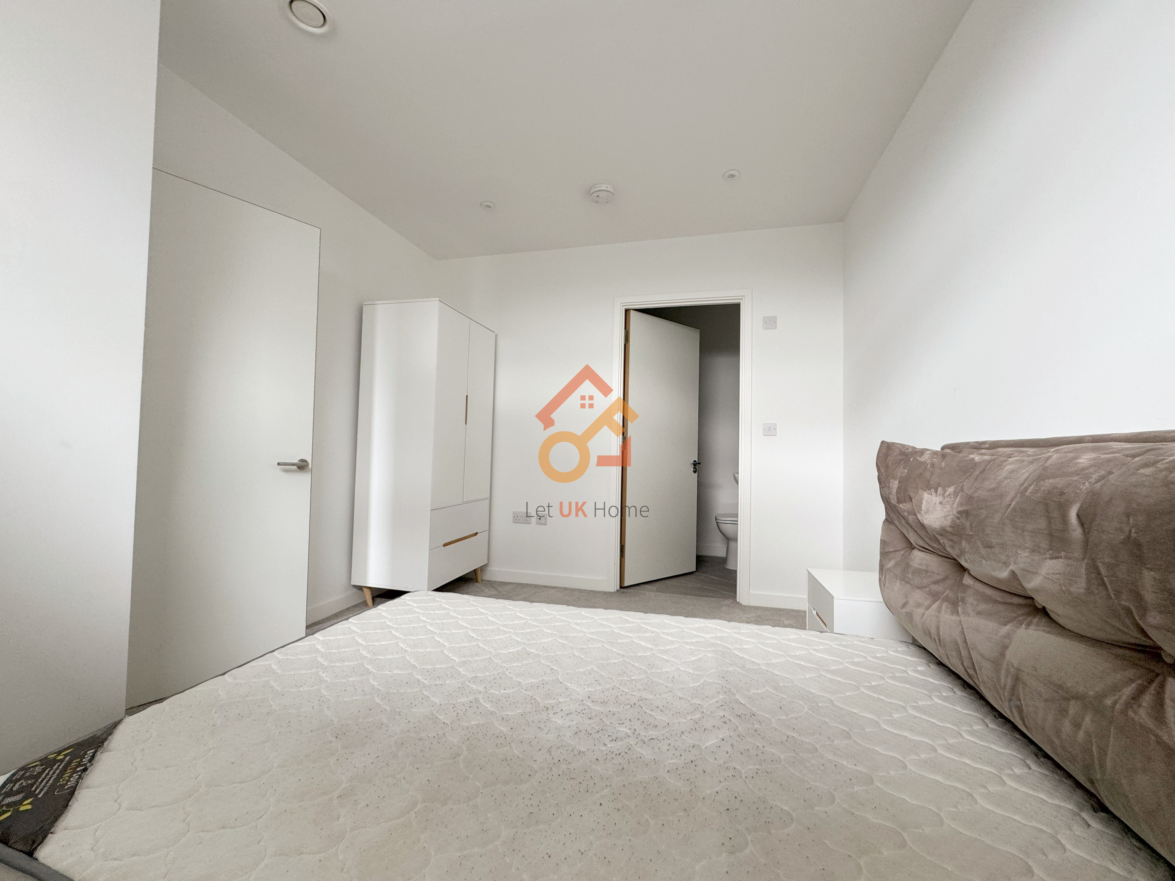 藍莎集團 - 英國樓盤、英國物業代理 | 英國買樓置業一站式服務