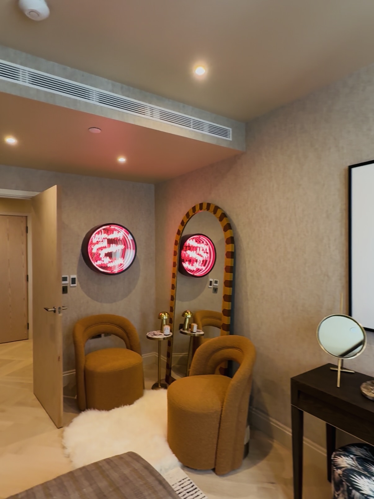 Lansha Group - UK Real Estate, UK Property Agency | One stop shop for buying and purchasing properties in the UK