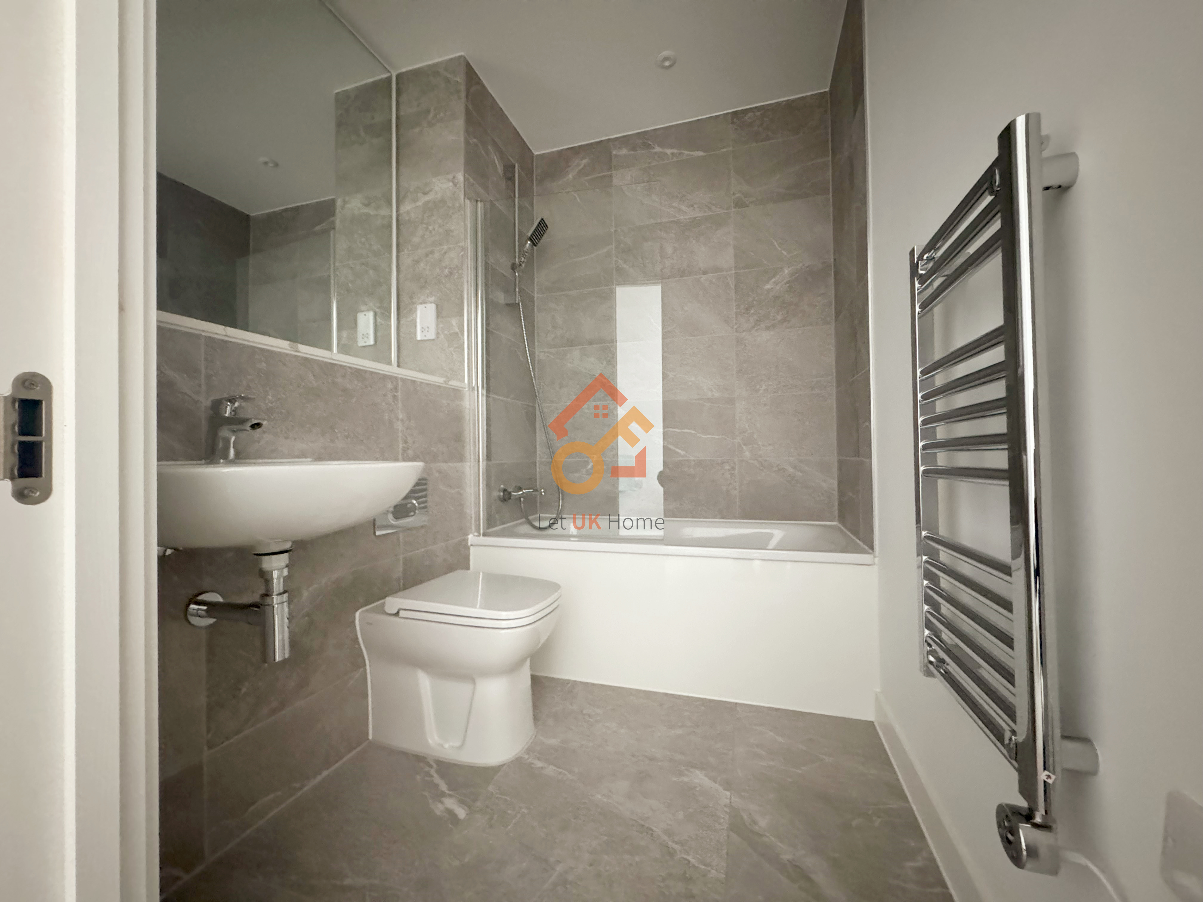 藍莎集團 - 英國樓盤、英國物業代理 | 英國買樓置業一站式服務