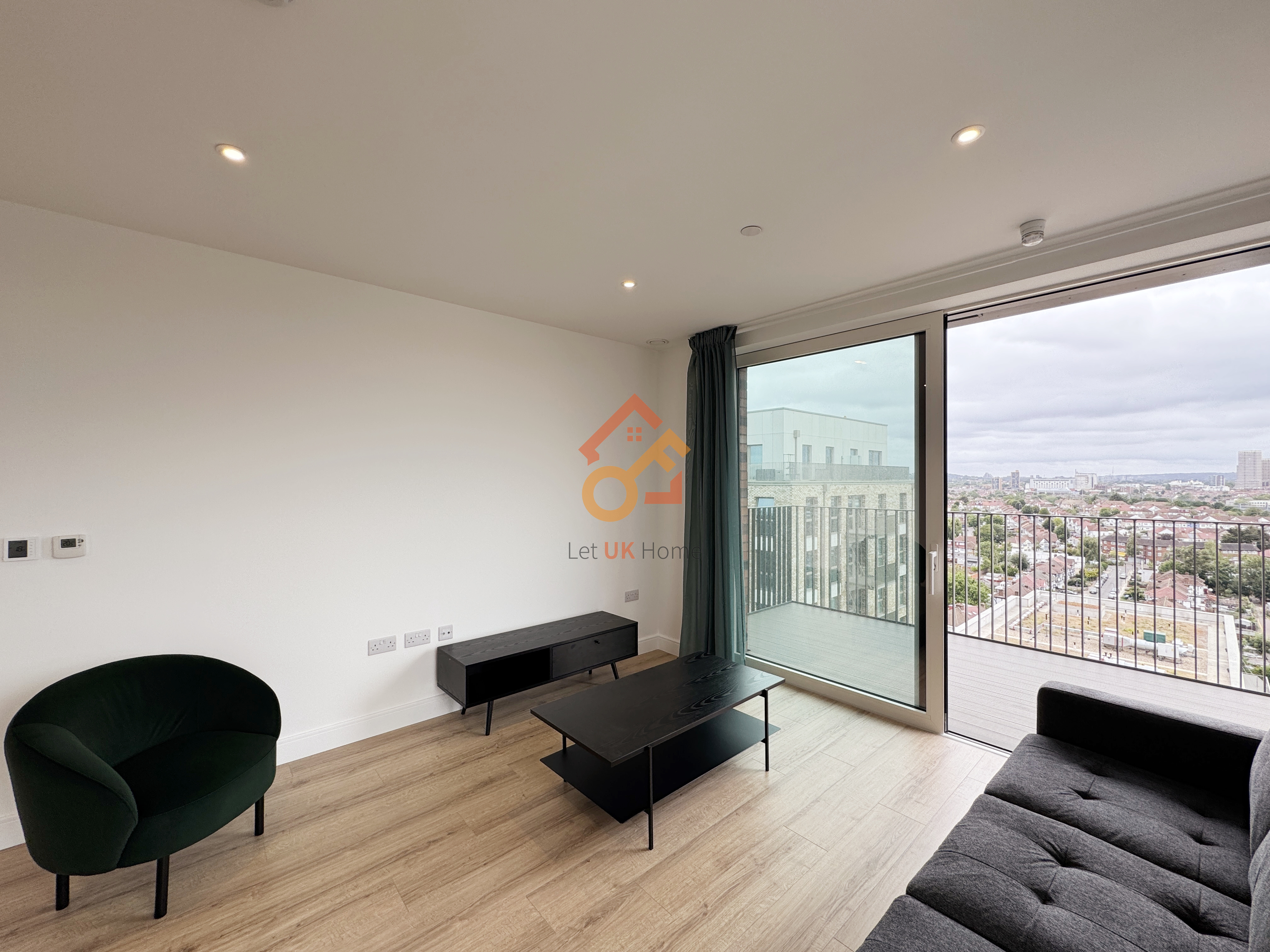 藍莎集團 - 英國樓盤、英國物業代理 | 英國買樓置業一站式服務