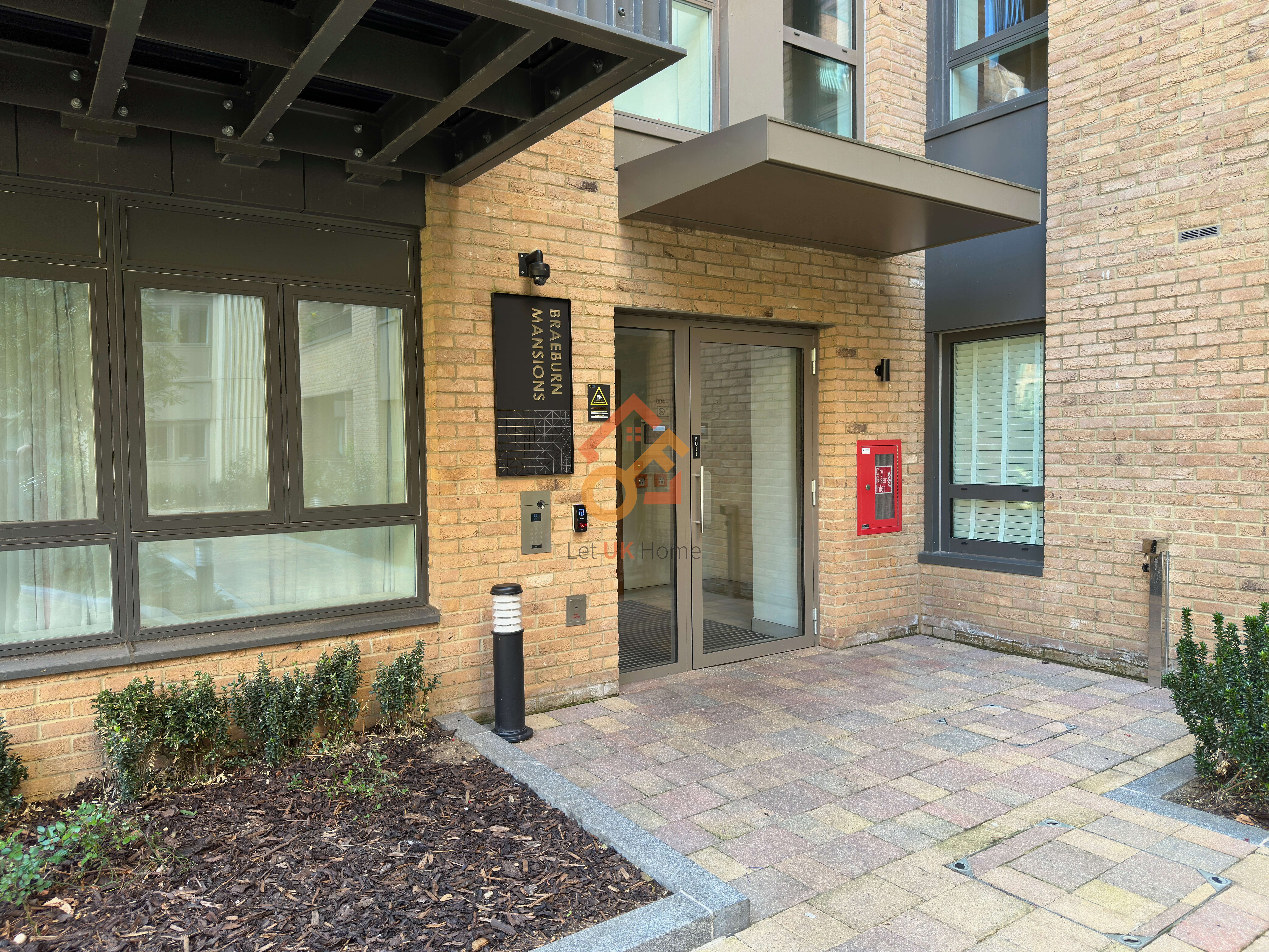 伦敦Wood Green•Studio•Braeburn Mansions 外立面