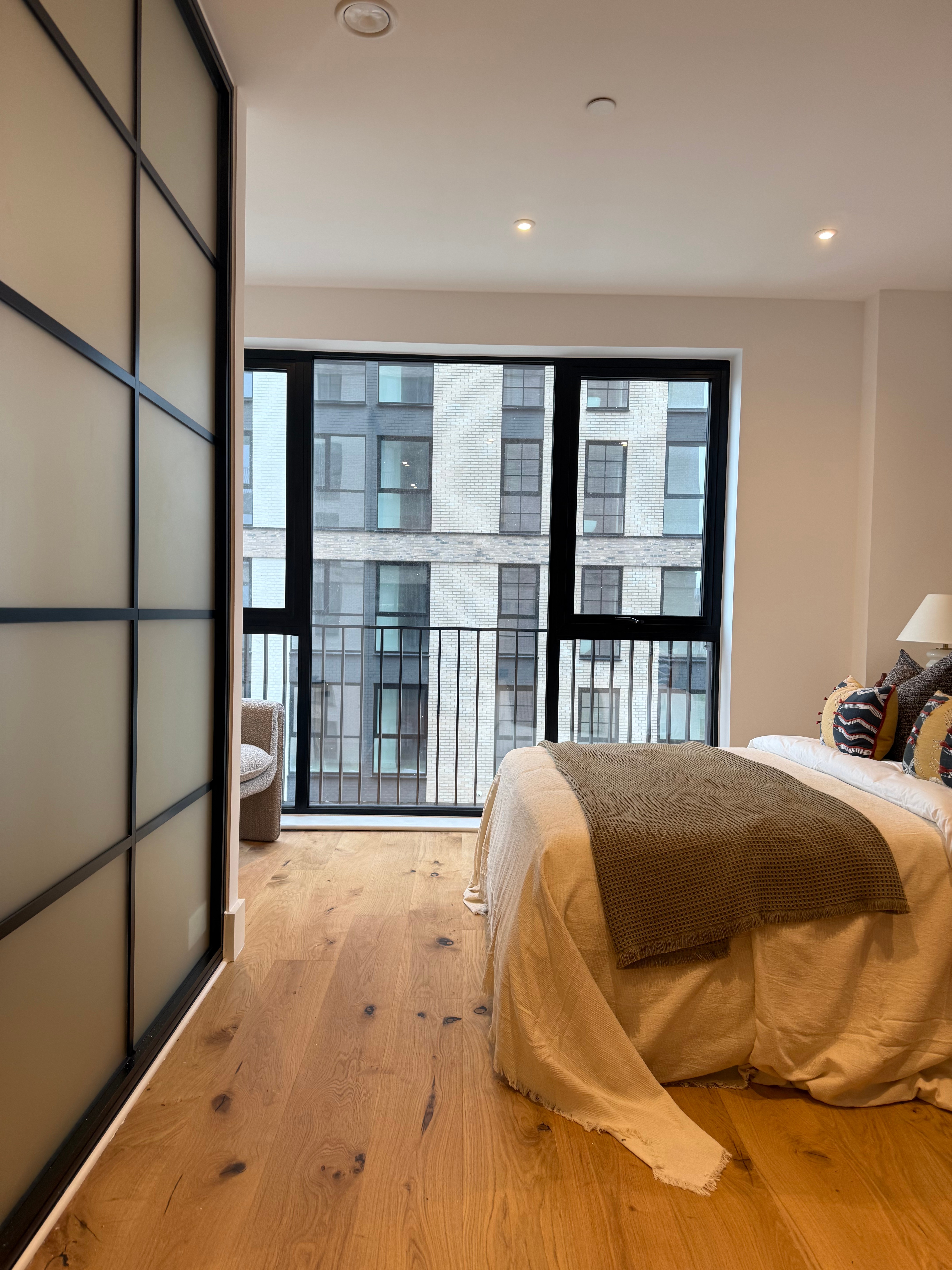 藍莎集團 - 英國樓盤、英國物業代理 | 英國買樓置業一站式服務